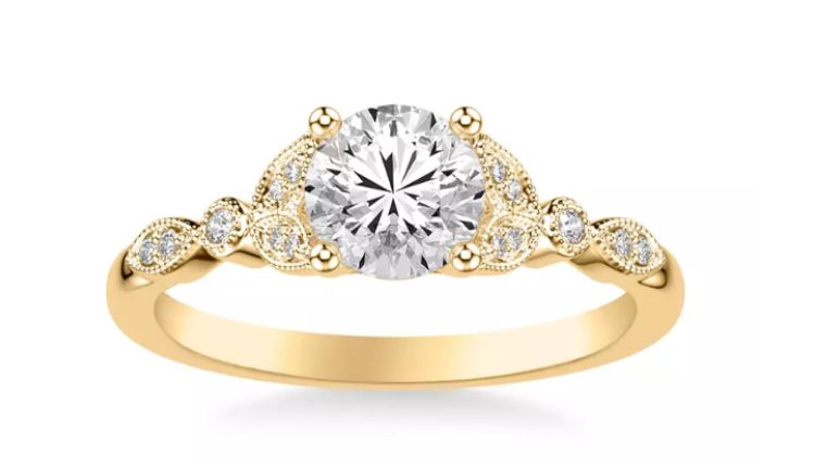 Leaf Diamond Wedding Band – A Symbol of Growth & Love Diamond